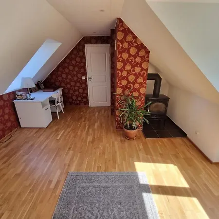 Cozy Country Side House בית נופש *