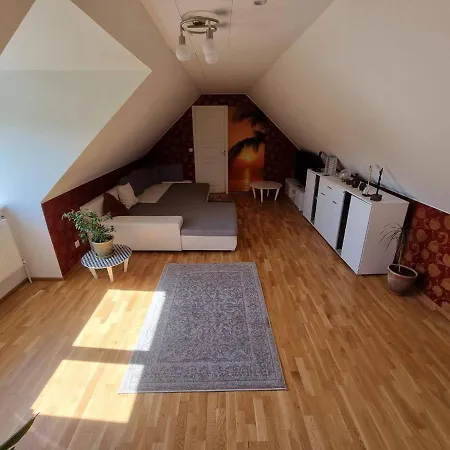 Cozy Country Side House *